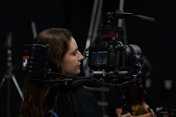 my-shadows-wings-04 Une cadreuse en plein tournage de « My Shadow’s Wings »